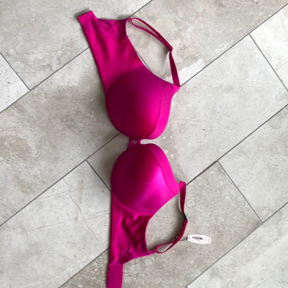 VS pink Bra